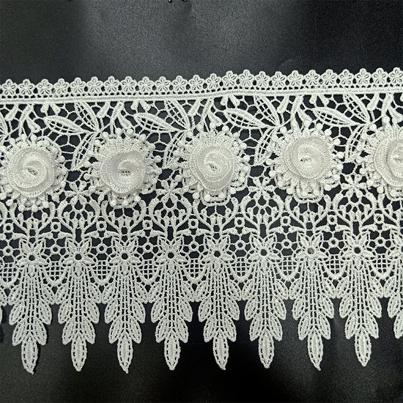 Manufacturer Wholesale Hot Sale 100% Polyester Fabric Flower and Bird Pattern Embroidery Lace Fabric